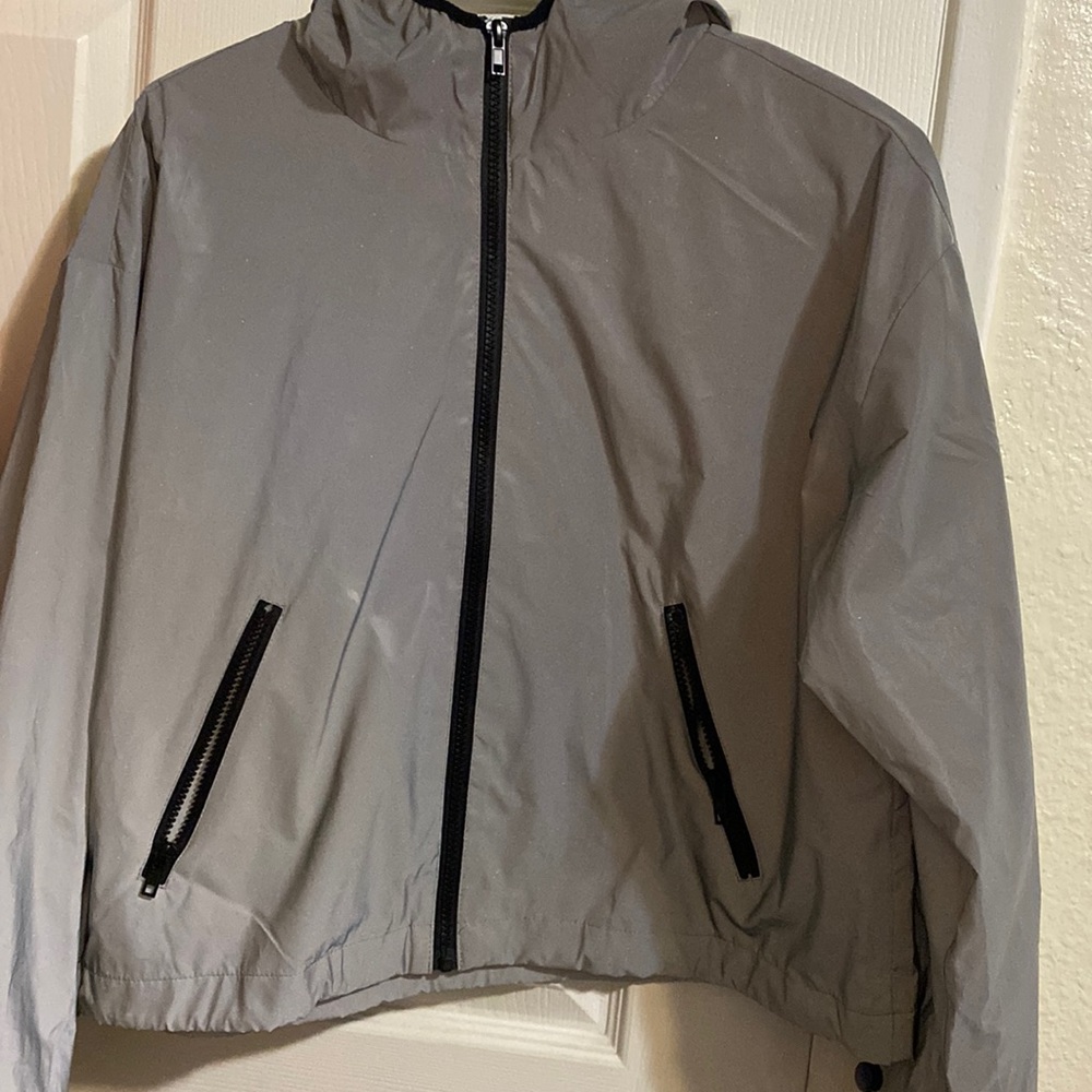 Hollow graphic windbreaker